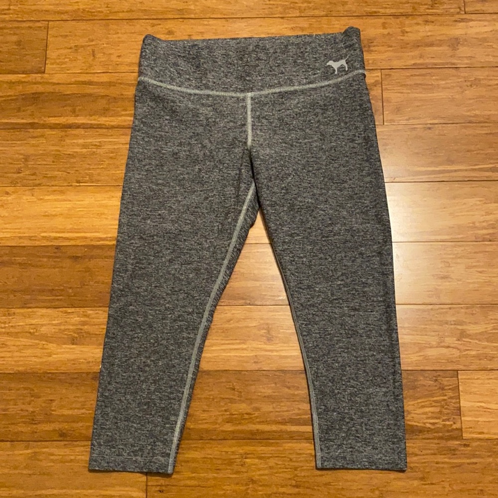PINK Victoria’s Secret Crop Leggings
